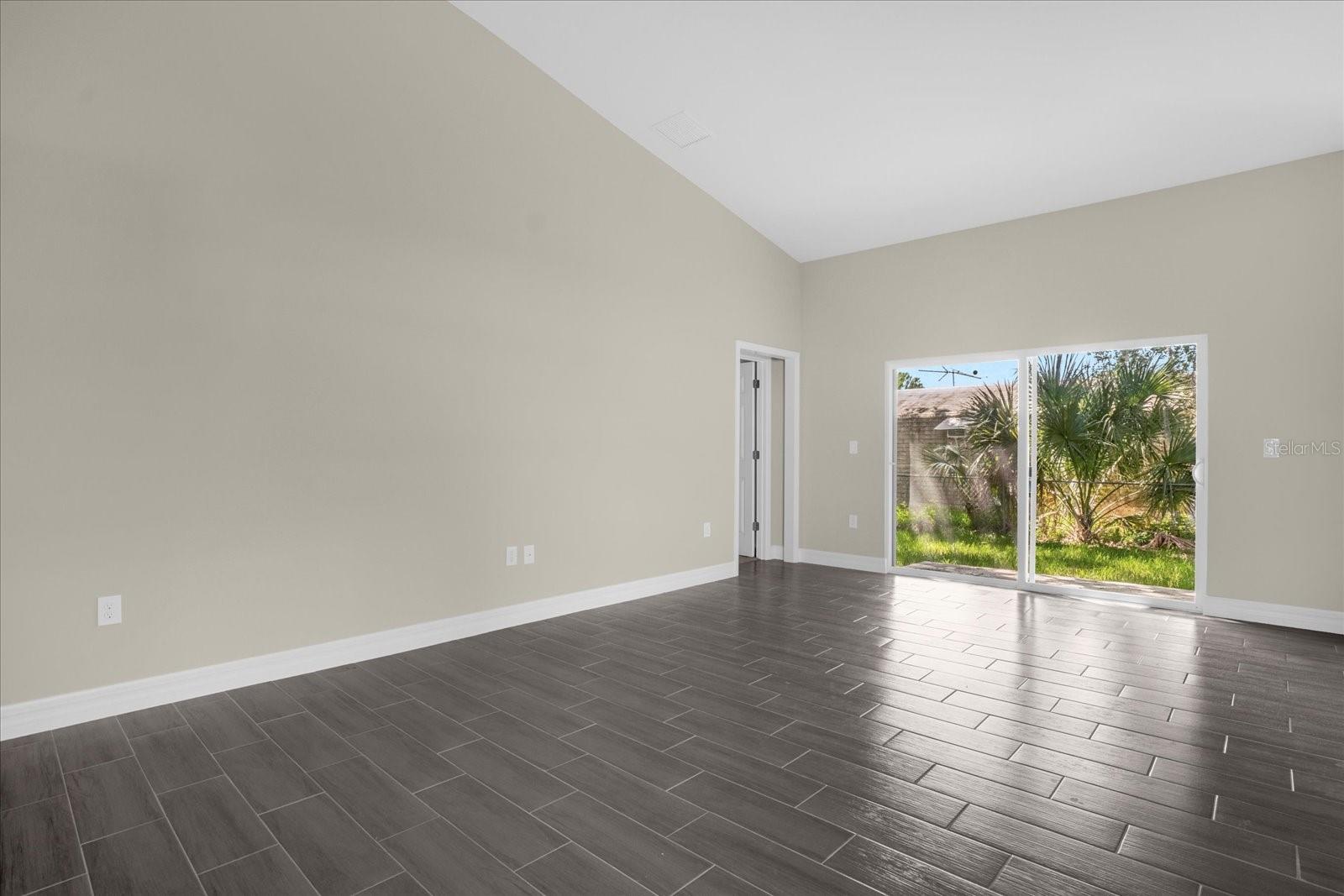 5237 GOLDEN GATE BLVD, POLK CITY, FL, 33868