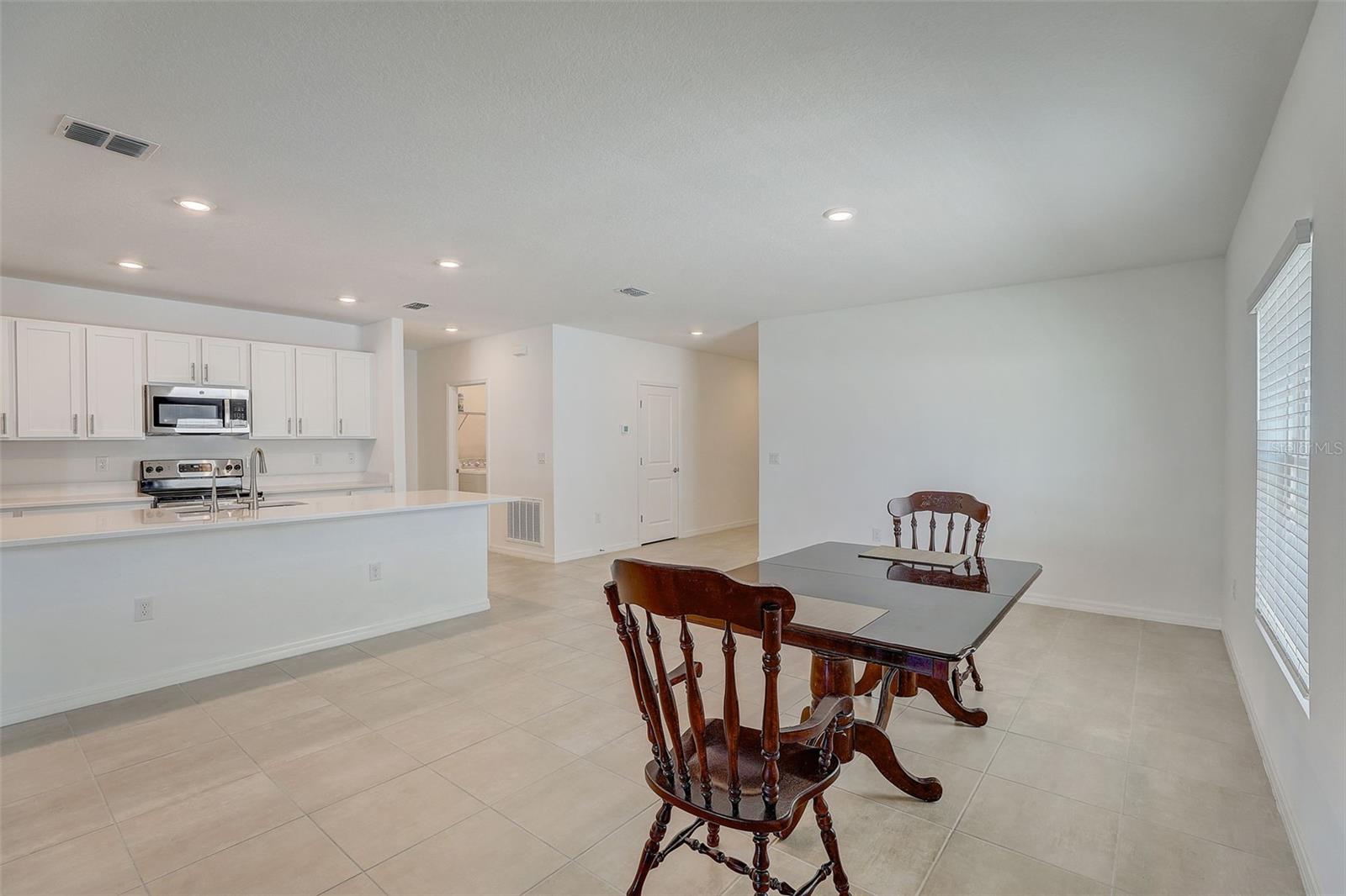 243 AMBER WAY, KISSIMMEE, FL, 34758