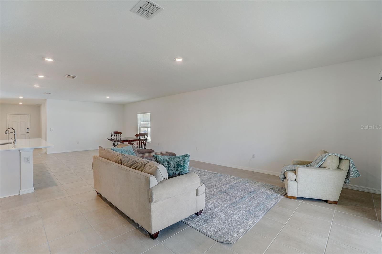 243 AMBER WAY, KISSIMMEE, FL, 34758