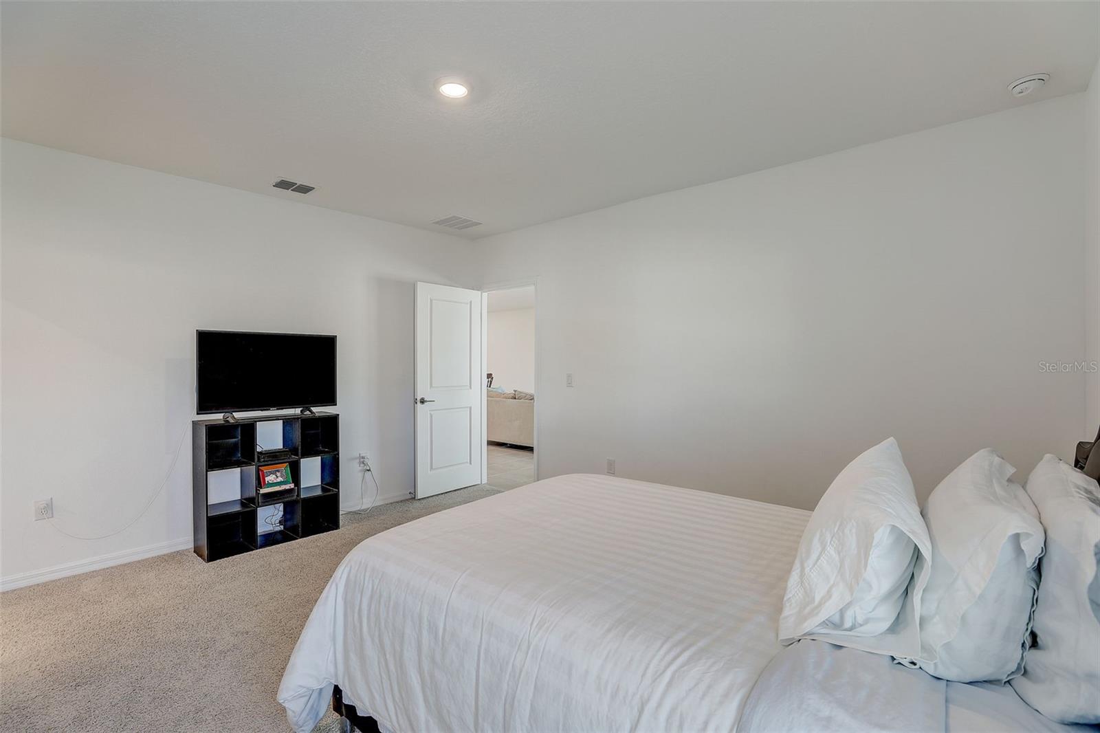 243 AMBER WAY, KISSIMMEE, FL, 34758
