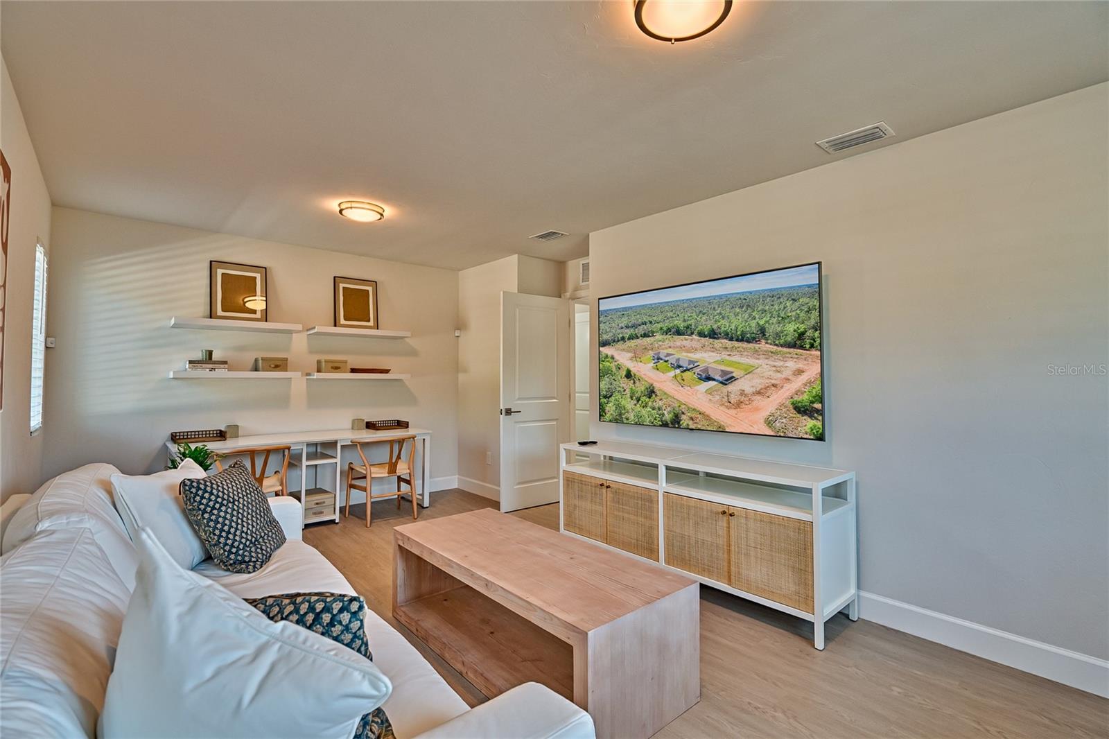 242 PORTLAND ST, HAWTHORNE, FL, 32640