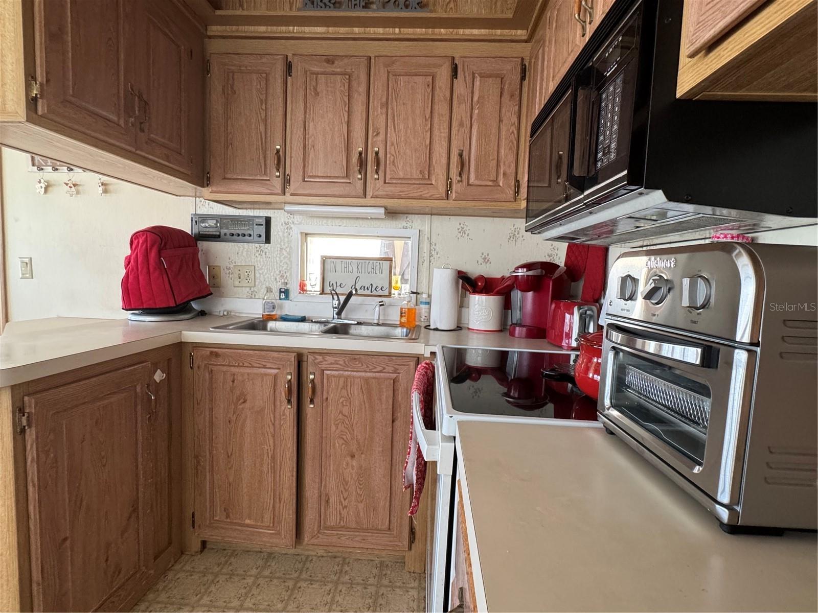 35114 GARBER LN, ZEPHYRHILLS, FL, 33541