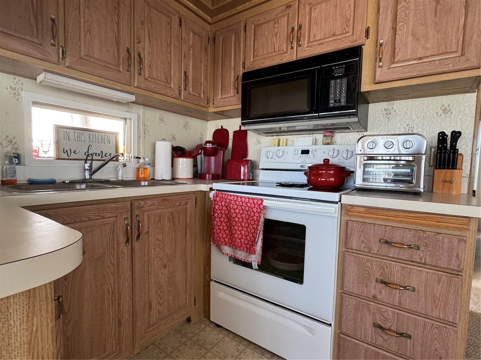 35114 GARBER LN, ZEPHYRHILLS, FL, 33541