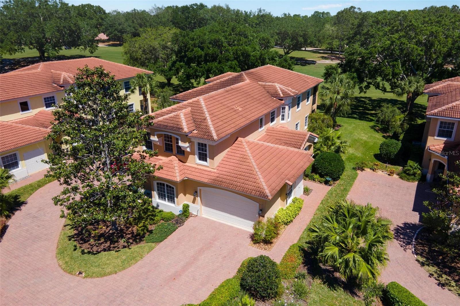 26142 AVENIDA LAS COLINAS #2B, HOWEY IN THE HILLS, FL, 34737