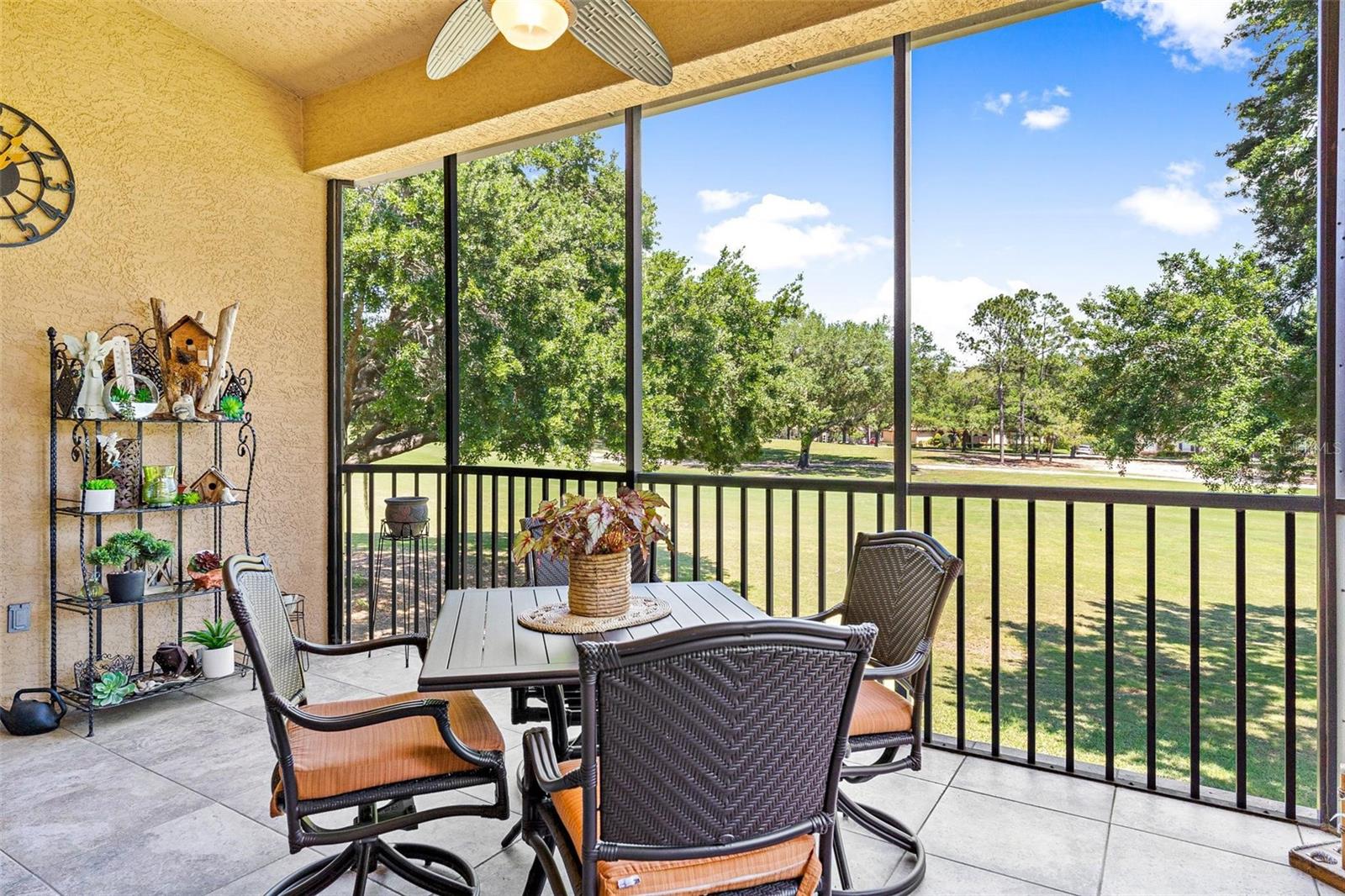 26142 AVENIDA LAS COLINAS #2B, HOWEY IN THE HILLS, FL, 34737