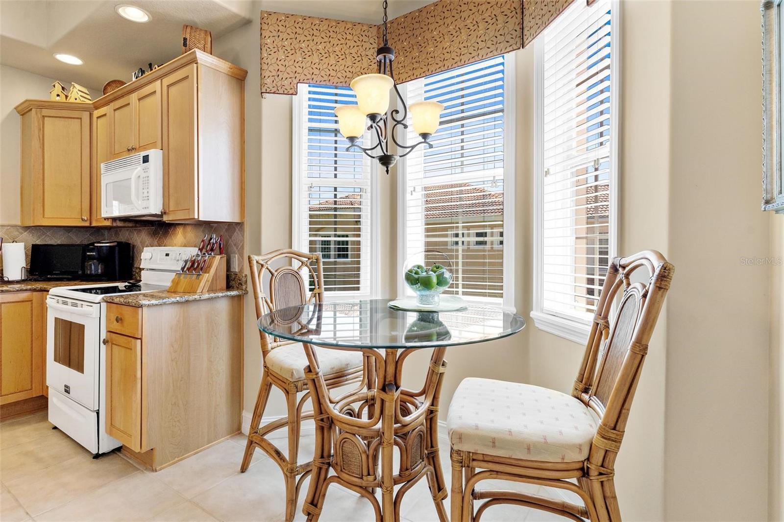 26142 AVENIDA LAS COLINAS #2B, HOWEY IN THE HILLS, FL, 34737