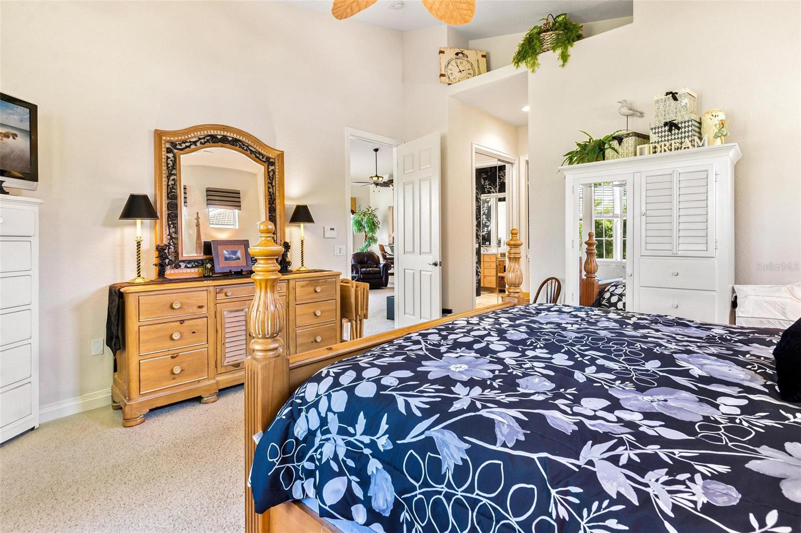 26142 AVENIDA LAS COLINAS #2B, HOWEY IN THE HILLS, FL, 34737