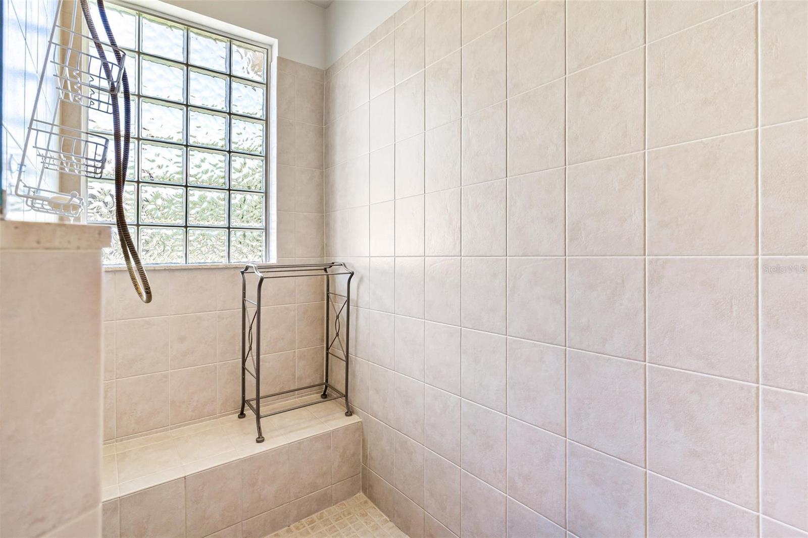 26142 AVENIDA LAS COLINAS #2B, HOWEY IN THE HILLS, FL, 34737