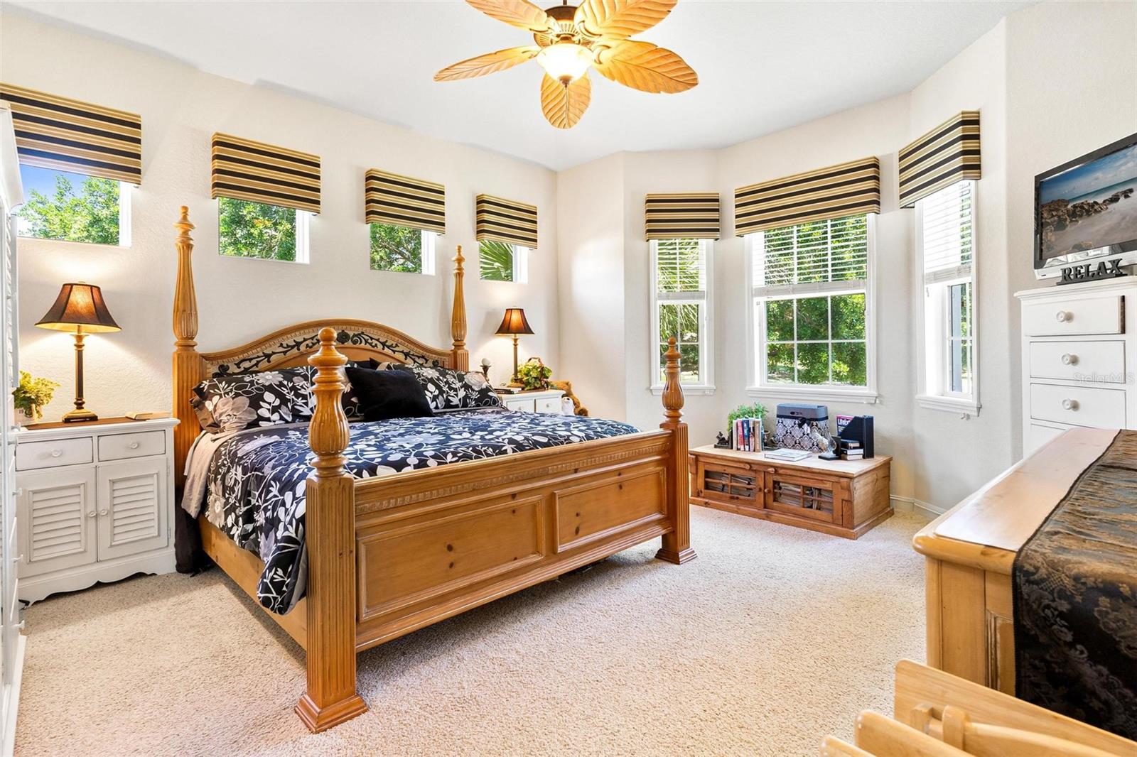 26142 AVENIDA LAS COLINAS #2B, HOWEY IN THE HILLS, FL, 34737