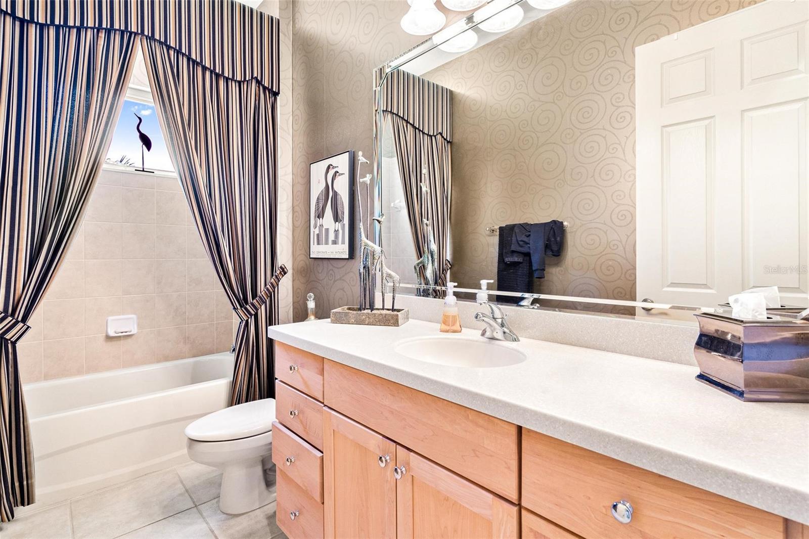 26142 AVENIDA LAS COLINAS #2B, HOWEY IN THE HILLS, FL, 34737