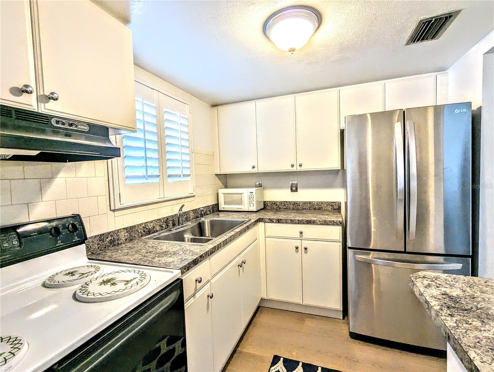 2051 SUNSET DR #G4, BRADENTON, FL, 34207