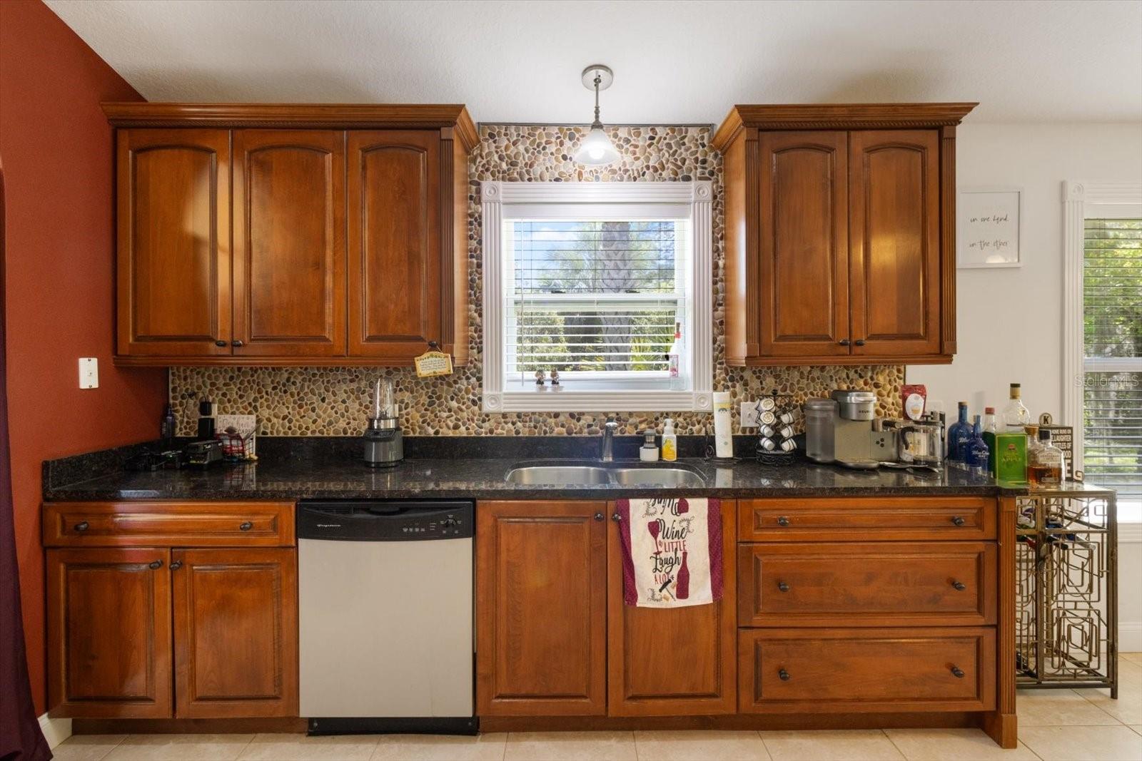 702 N MCGOWAN AVE, CRYSTAL RIVER, FL, 34429