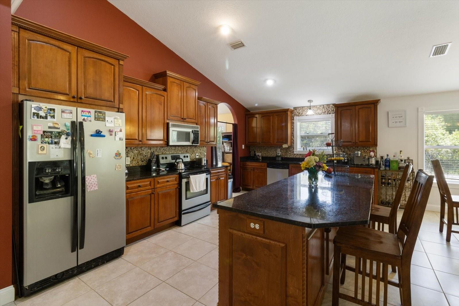 702 N MCGOWAN AVE, CRYSTAL RIVER, FL, 34429