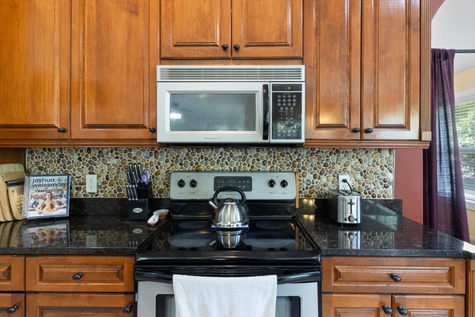 702 N MCGOWAN AVE, CRYSTAL RIVER, FL, 34429