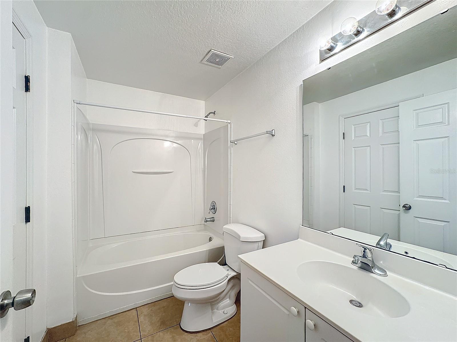 2830 CLUB CORTILE CIRCLE, KISSIMMEE, FL, 34746