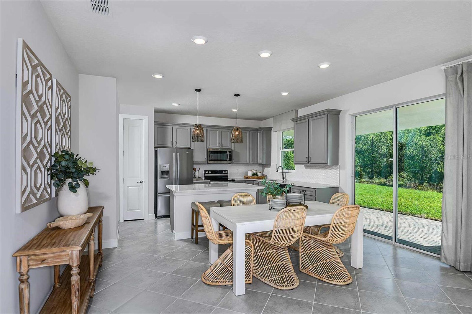 4131 MEANDERING BAY DR, APOPKA, FL, 32712