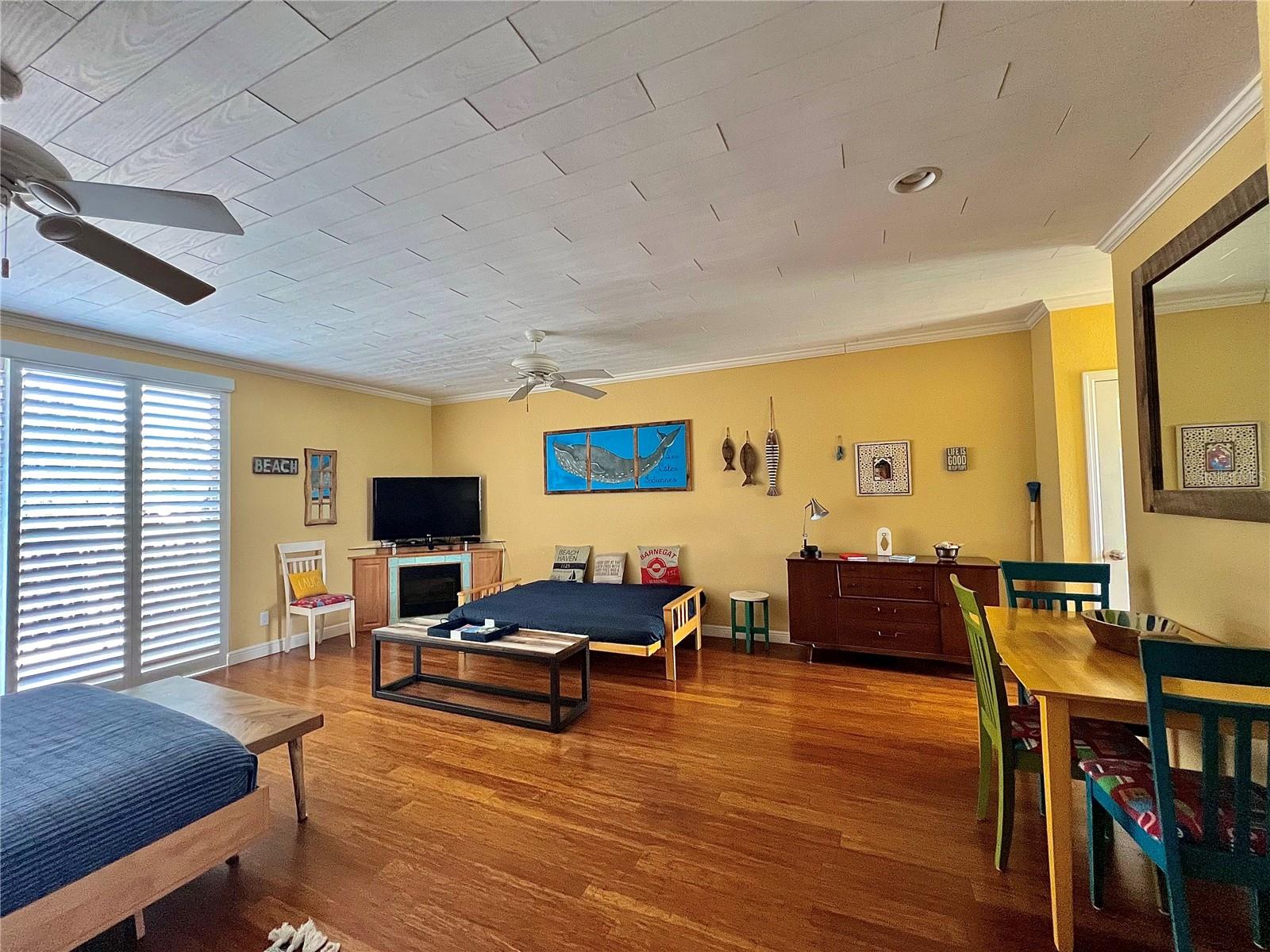 18399 GULF BLVD #376, INDIAN SHORES, FL, 33785