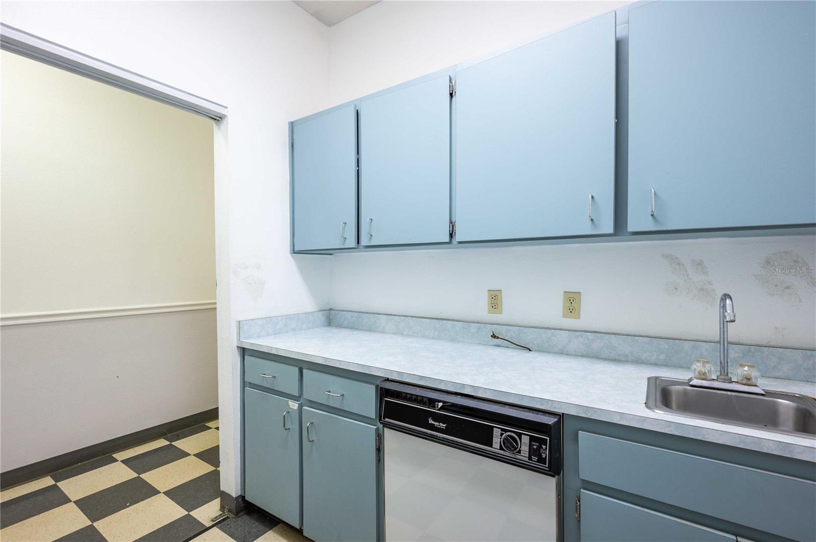 37802 MEDICAL ARTS CT, ZEPHYRHILLS, FL, 33541