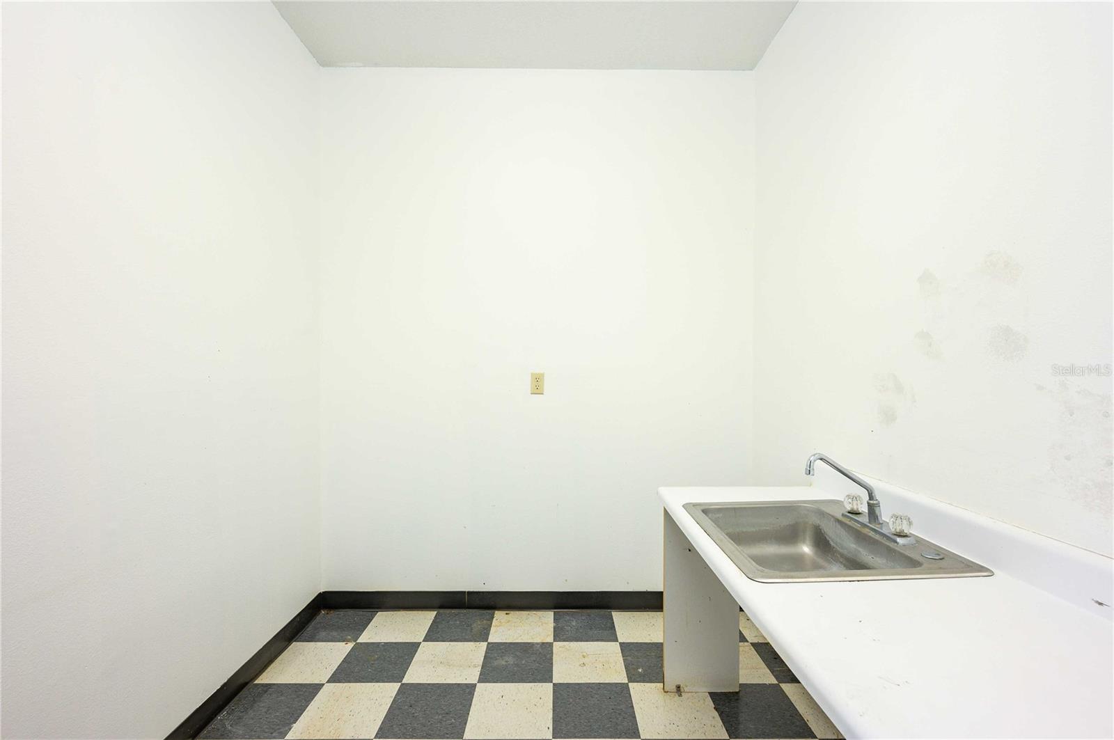 37802 MEDICAL ARTS CT, ZEPHYRHILLS, FL, 33541