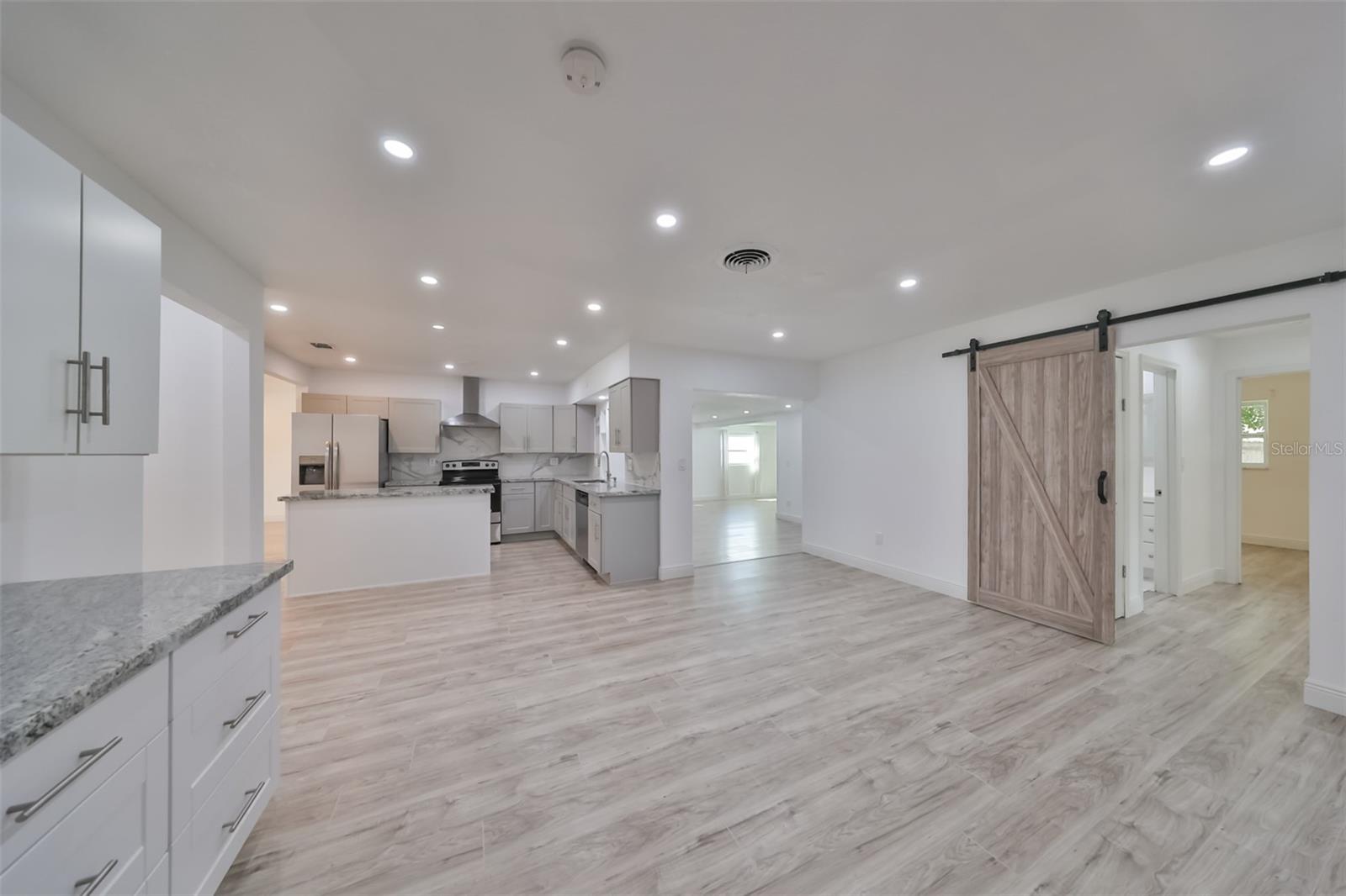 4824 HUNTINGTON ST NE, ST PETERSBURG, FL, 33703