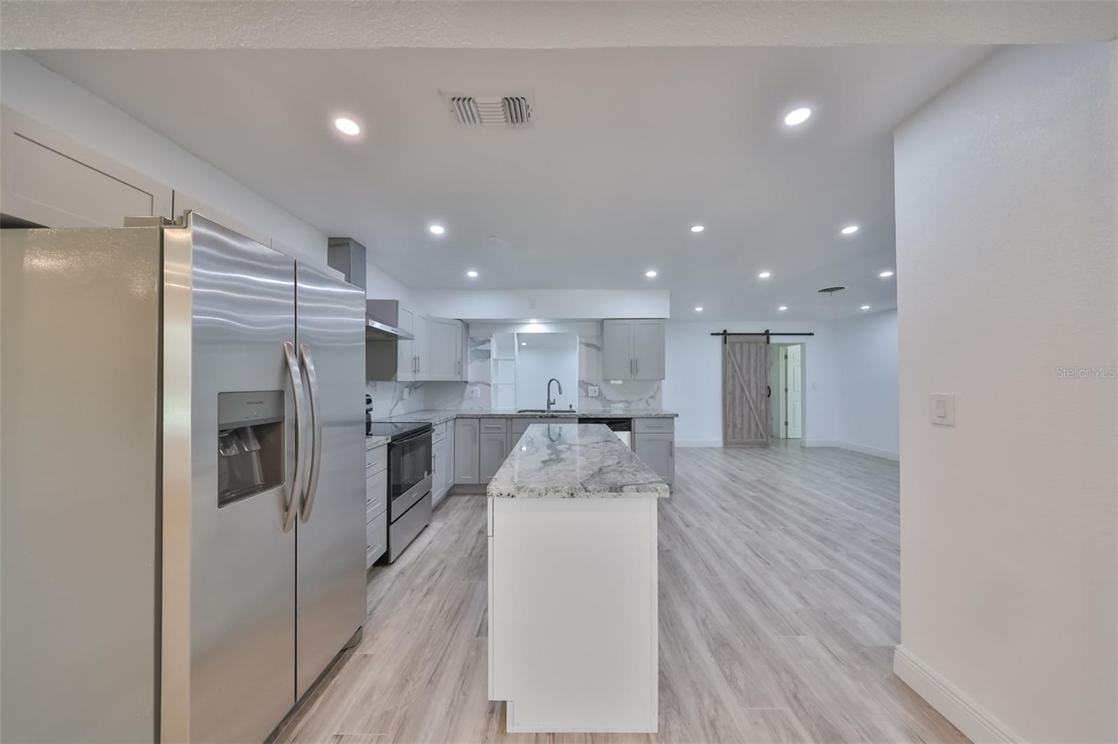 4824 HUNTINGTON ST NE, ST PETERSBURG, FL, 33703