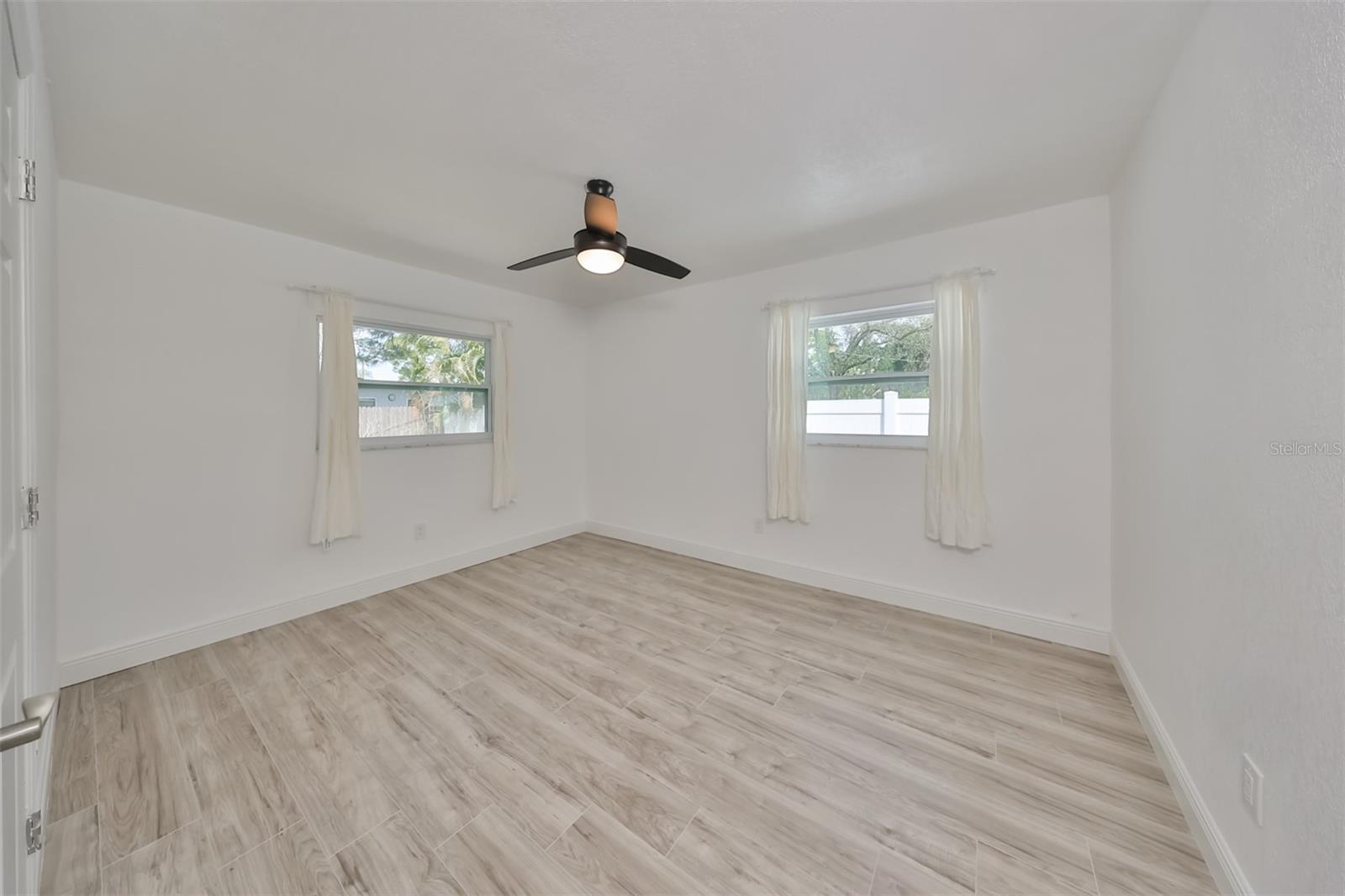 4824 HUNTINGTON ST NE, ST PETERSBURG, FL, 33703