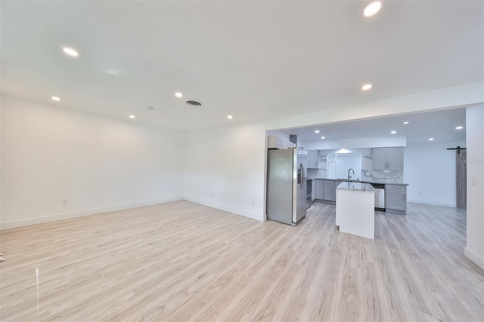 4824 HUNTINGTON ST NE, ST PETERSBURG, FL, 33703