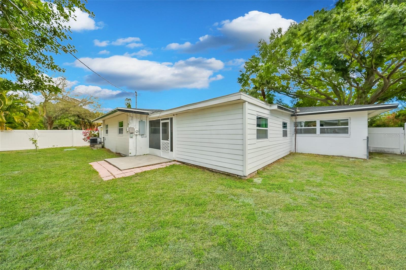 4824 HUNTINGTON ST NE, ST PETERSBURG, FL, 33703