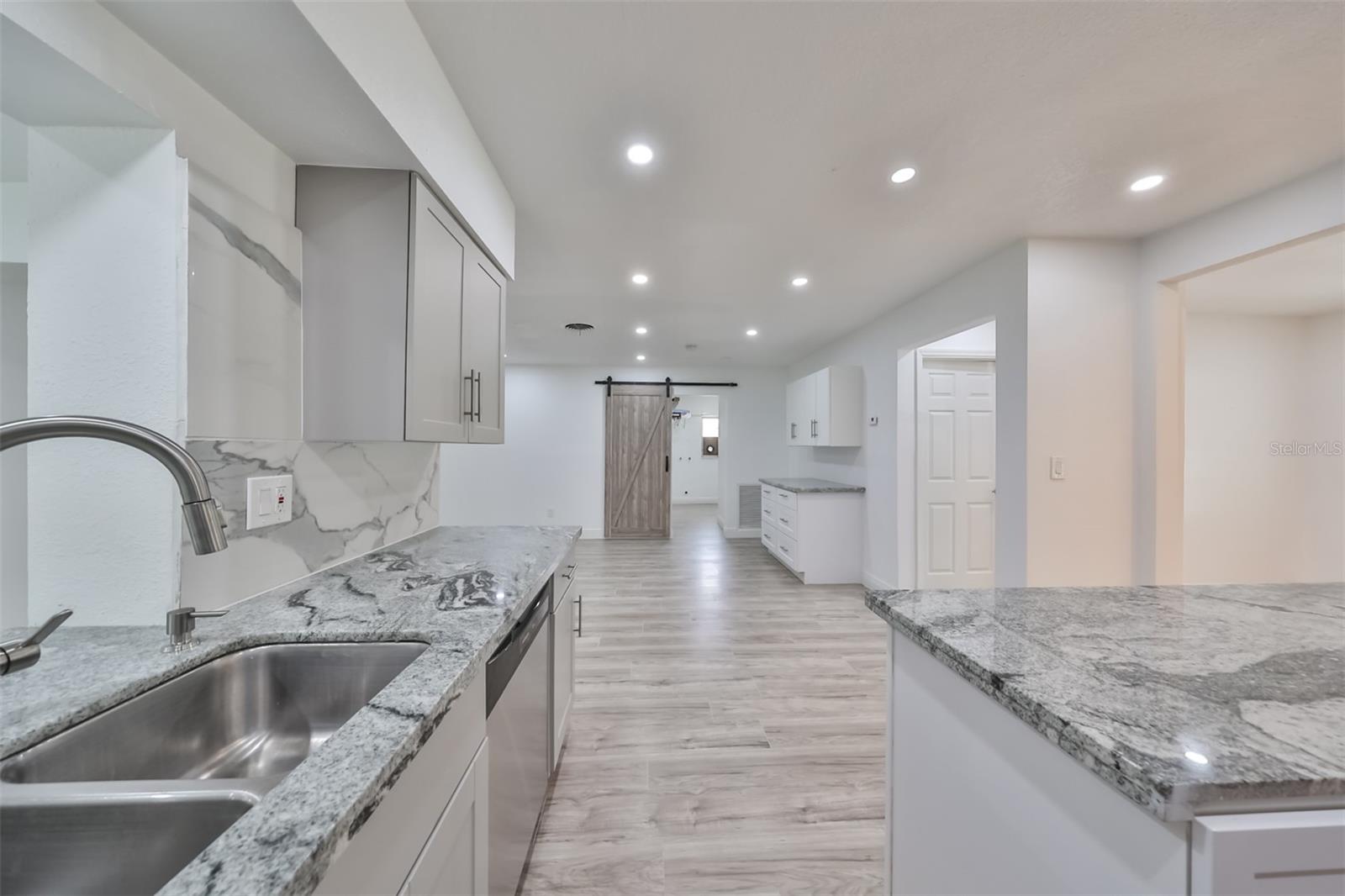 4824 HUNTINGTON ST NE, ST PETERSBURG, FL, 33703