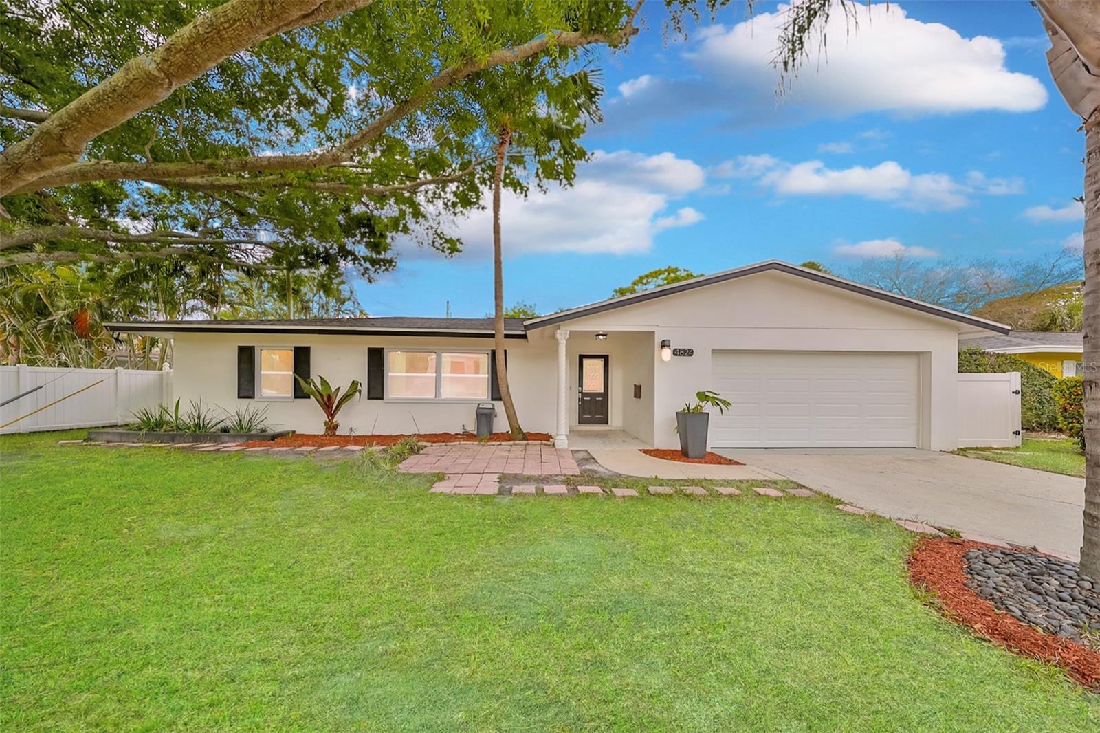 4824 HUNTINGTON ST NE, ST PETERSBURG, FL, 33703