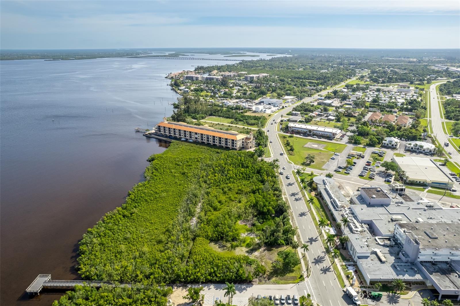 806 E MARION AVE, PUNTA GORDA, FL, 33950