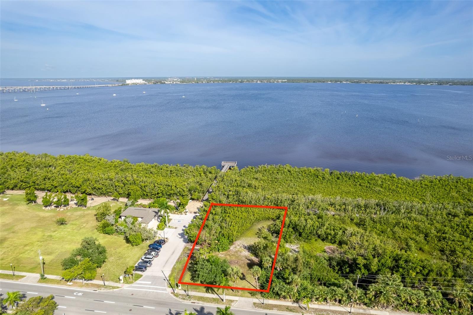 806 E MARION AVE, PUNTA GORDA, FL, 33950