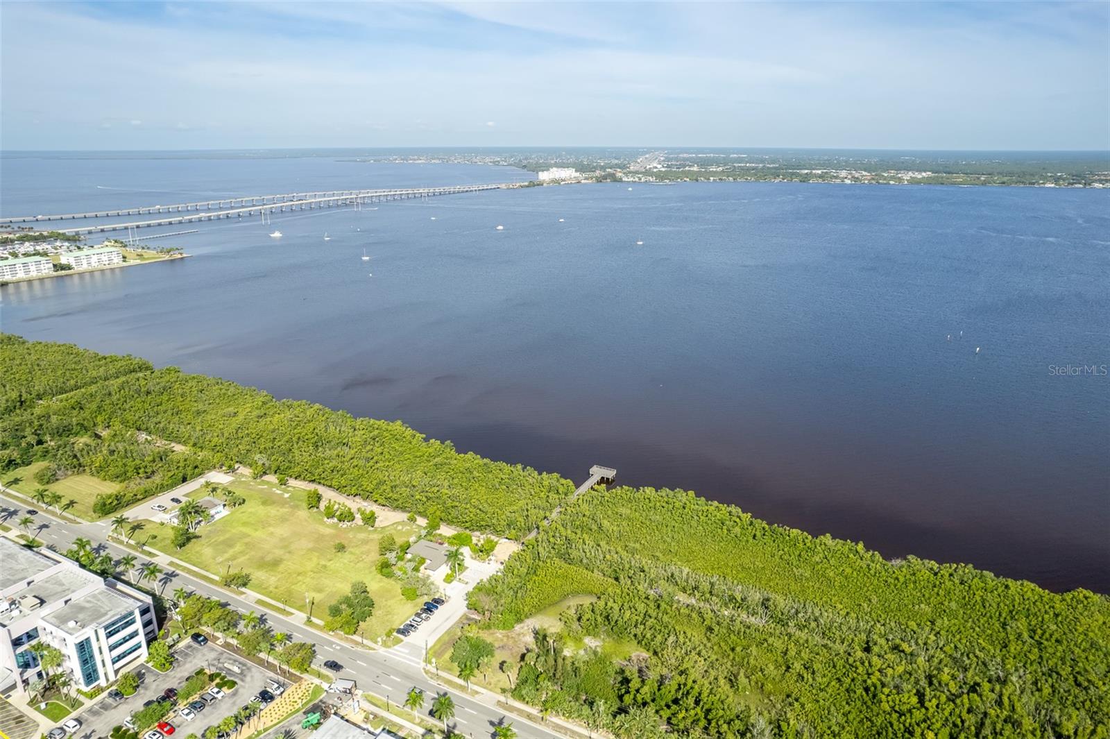 806 E MARION AVE, PUNTA GORDA, FL, 33950