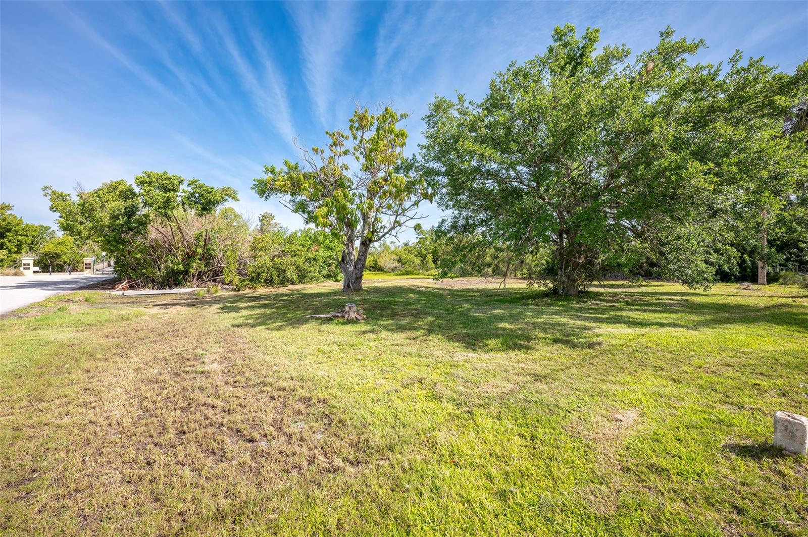 806 E MARION AVE, PUNTA GORDA, FL, 33950