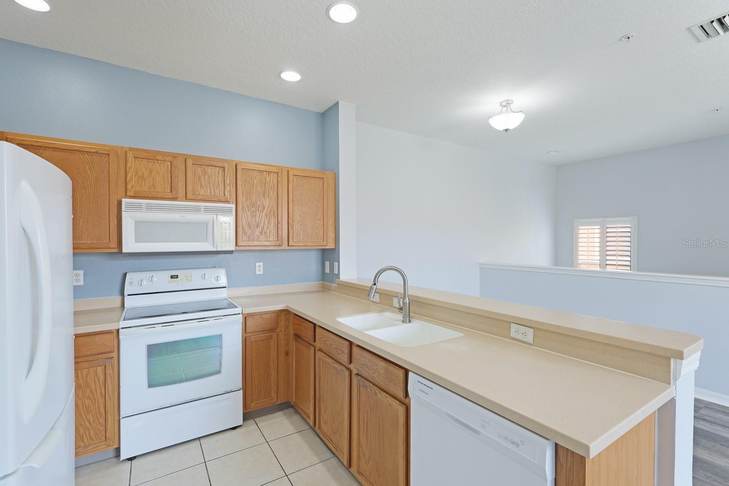 3784 PARKRIDGE CIR #22-203, SARASOTA, FL, 34243