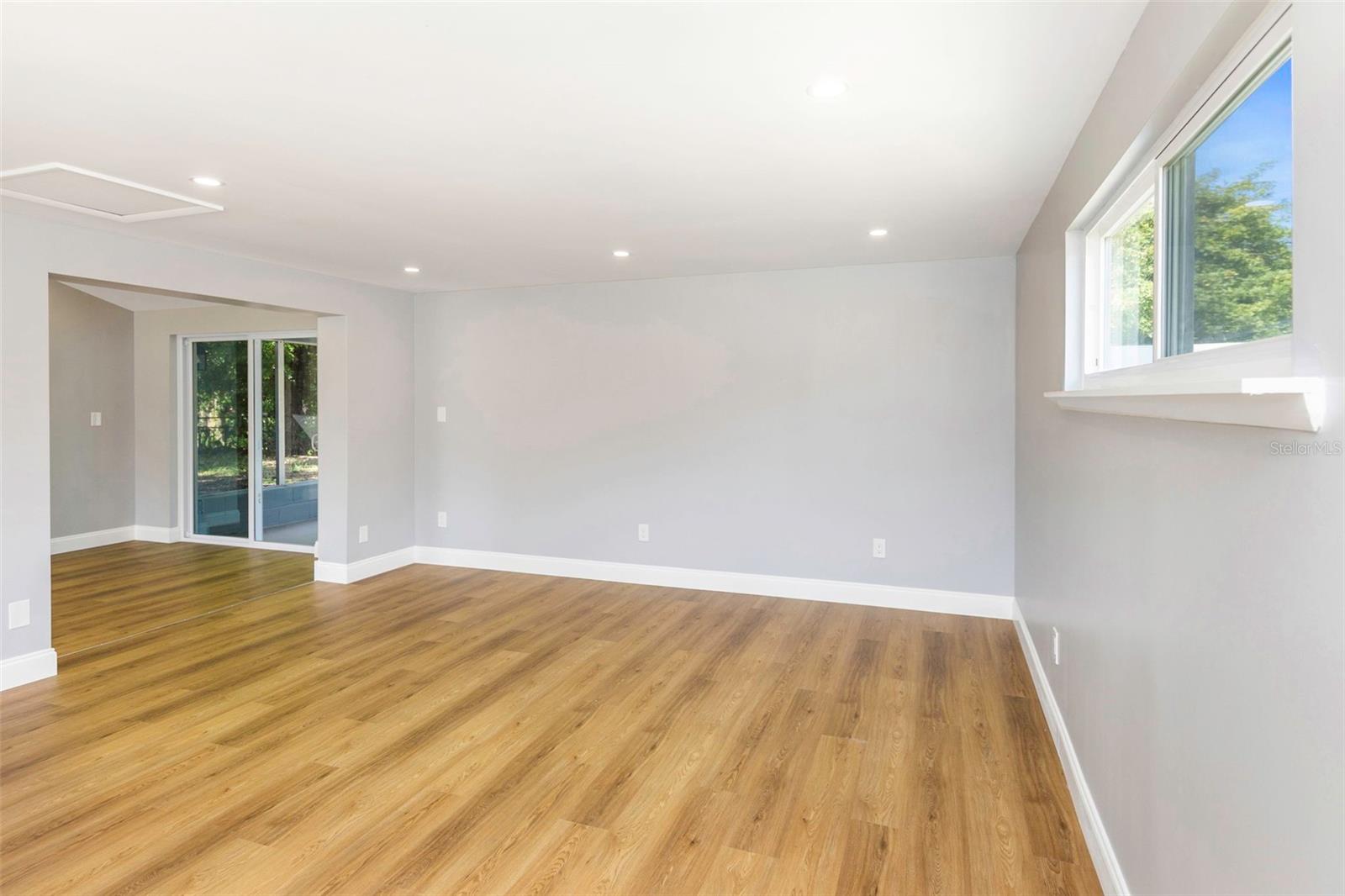 1004 GREENLEAF WAY, TARPON SPRINGS, FL, 34689