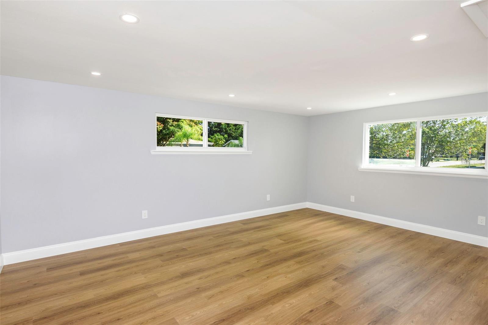 1004 GREENLEAF WAY, TARPON SPRINGS, FL, 34689