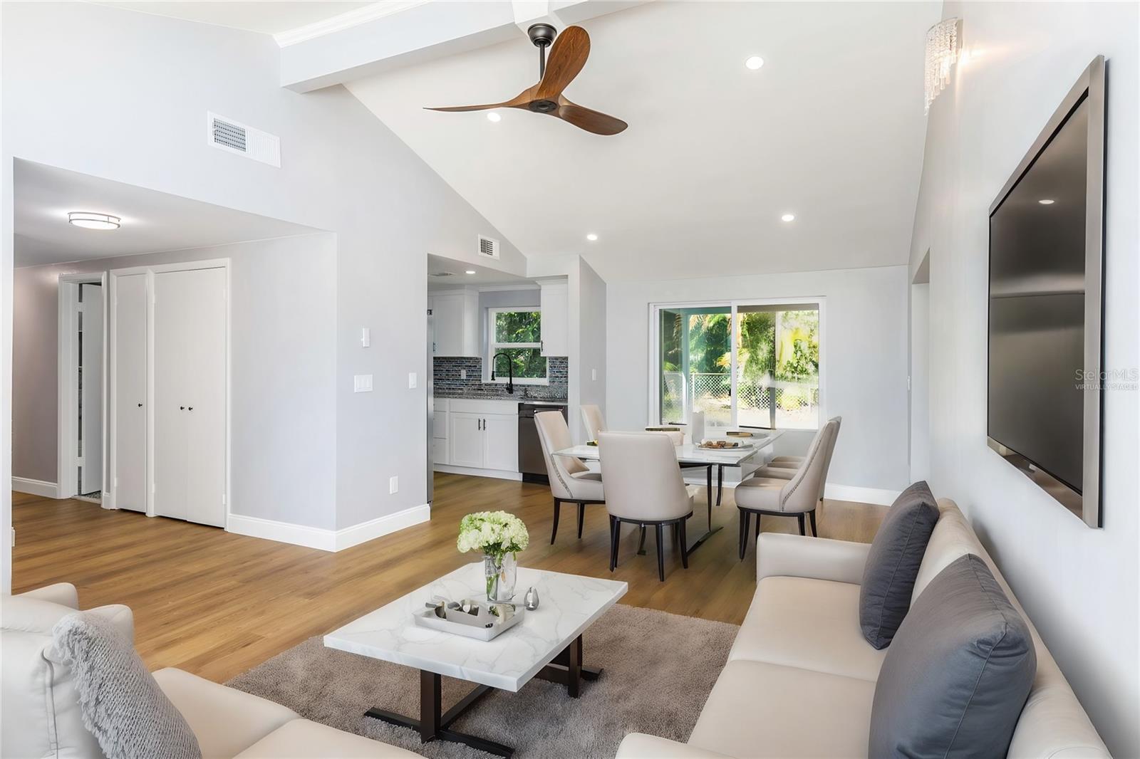 1004 GREENLEAF WAY, TARPON SPRINGS, FL, 34689