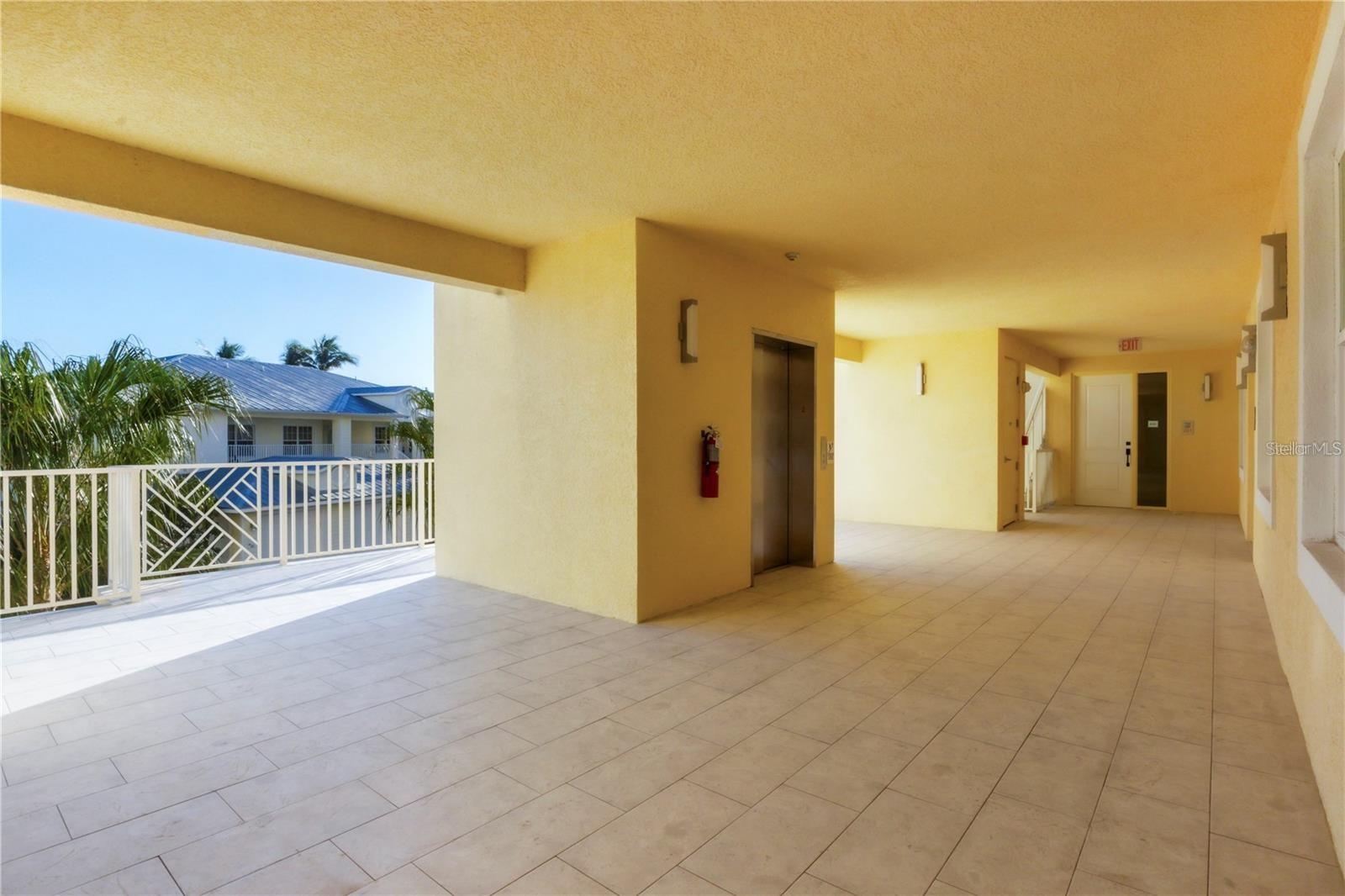 280 HIDDEN BAY DR #302, OSPREY, FL, 34229