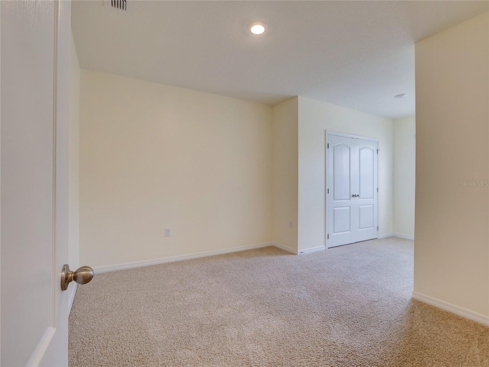 1289 YELLOW FINCH DR, DAVENPORT, FL, 33837