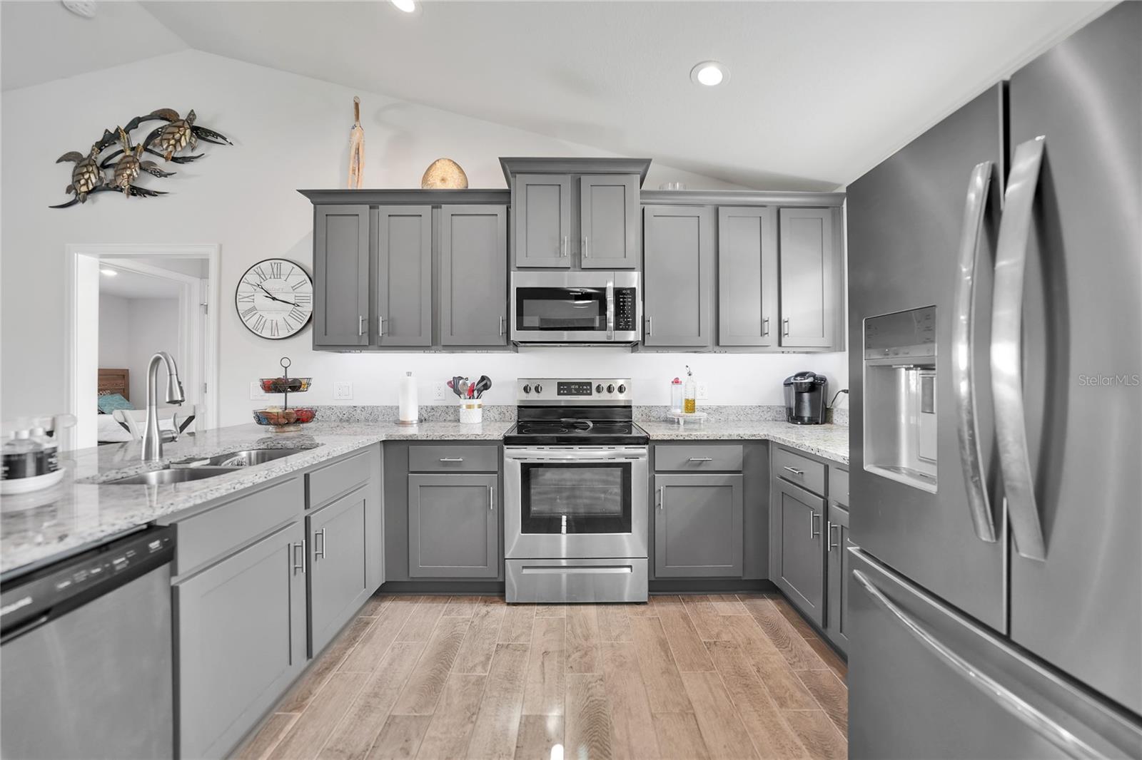9194 IMPALA CIR, PORT CHARLOTTE, FL, 33981