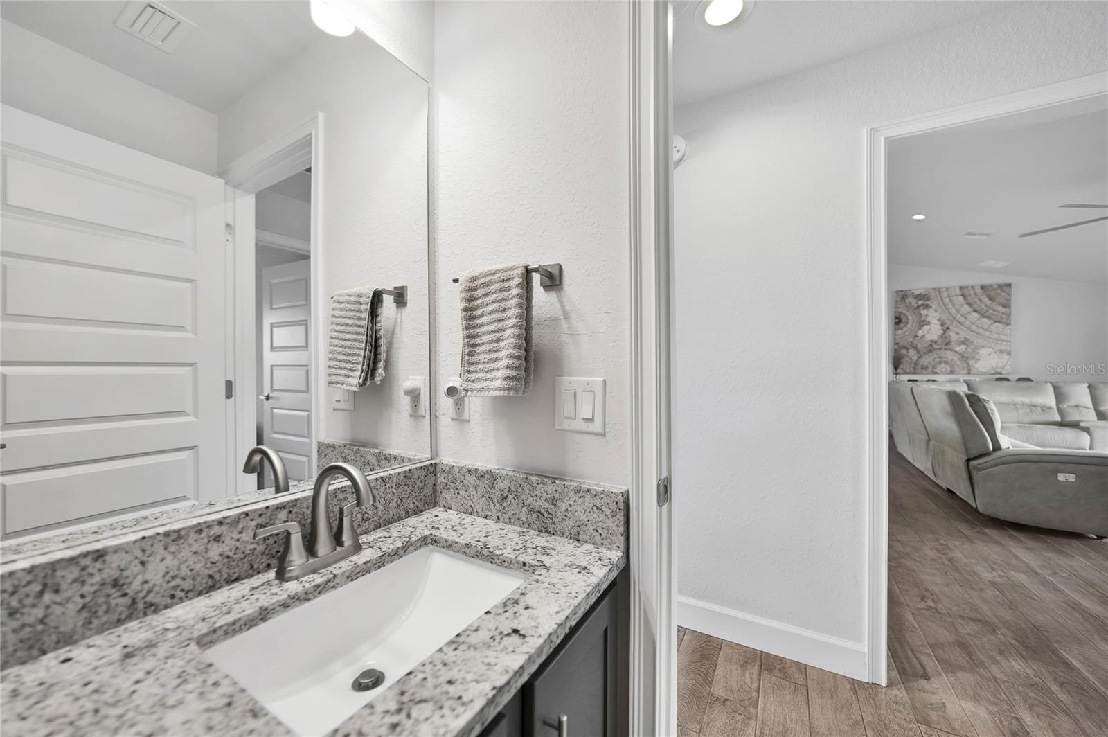 9194 IMPALA CIR, PORT CHARLOTTE, FL, 33981