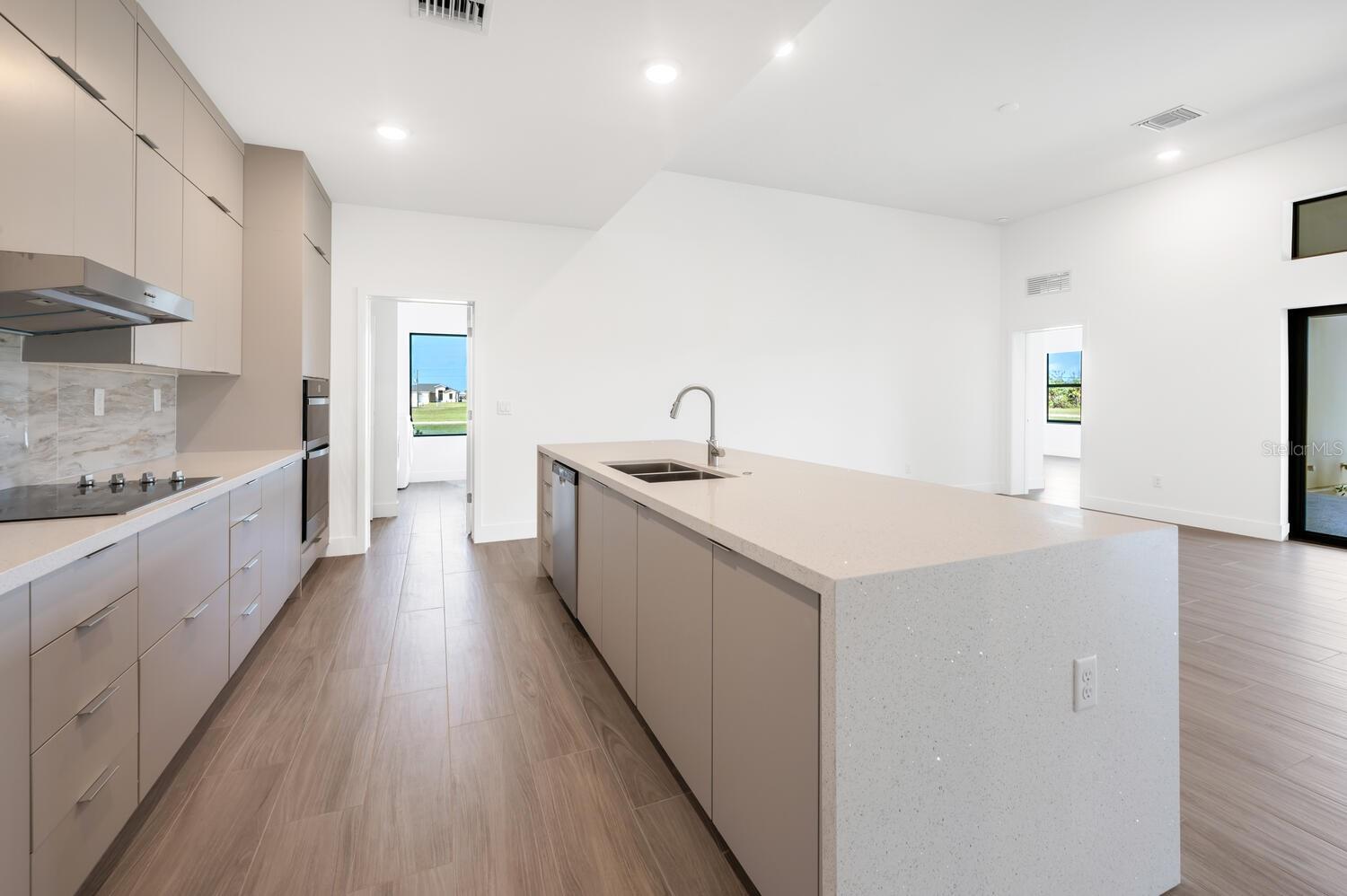 24166 COLIMA CT, PUNTA GORDA, FL, 33955