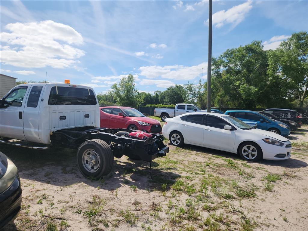 8112 E COLONIAL DR, ORLANDO, FL, 32817