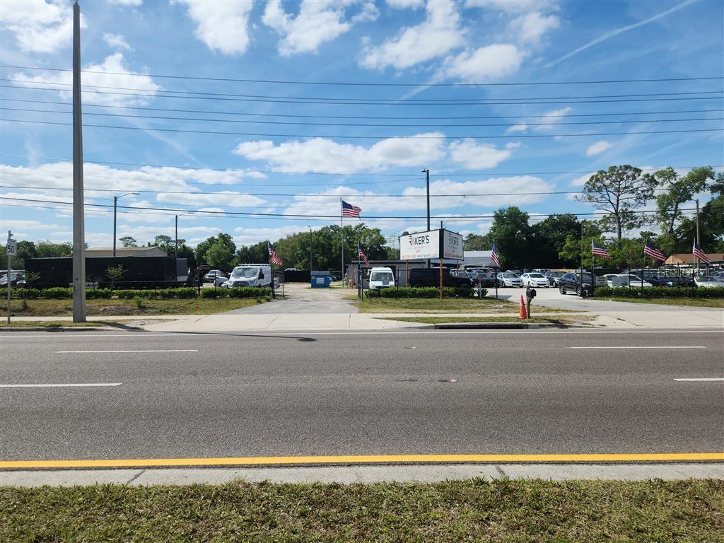 8112 E COLONIAL DR, ORLANDO, FL, 32817