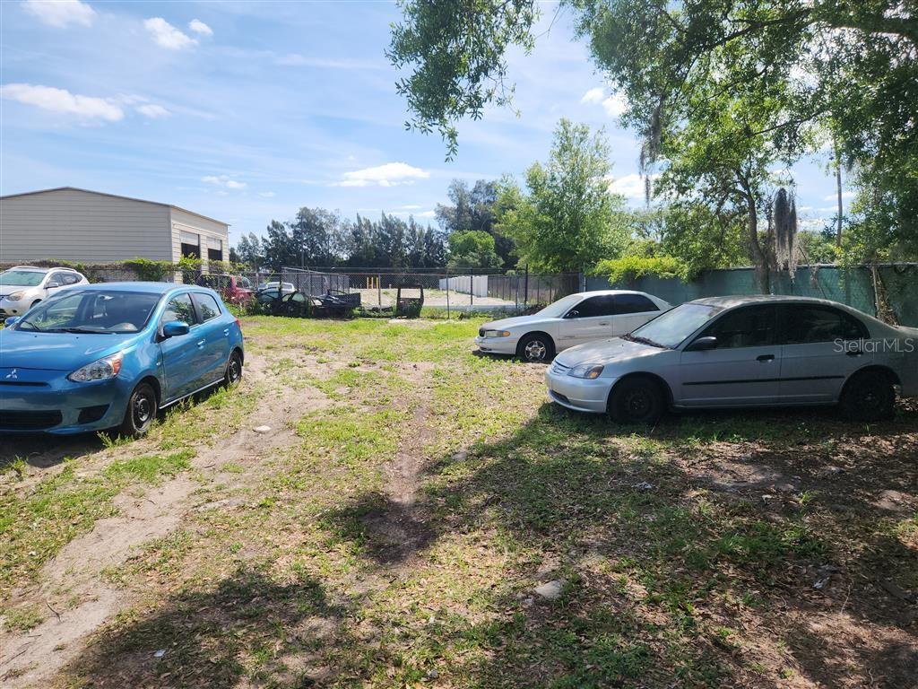 8112 E COLONIAL DR, ORLANDO, FL, 32817