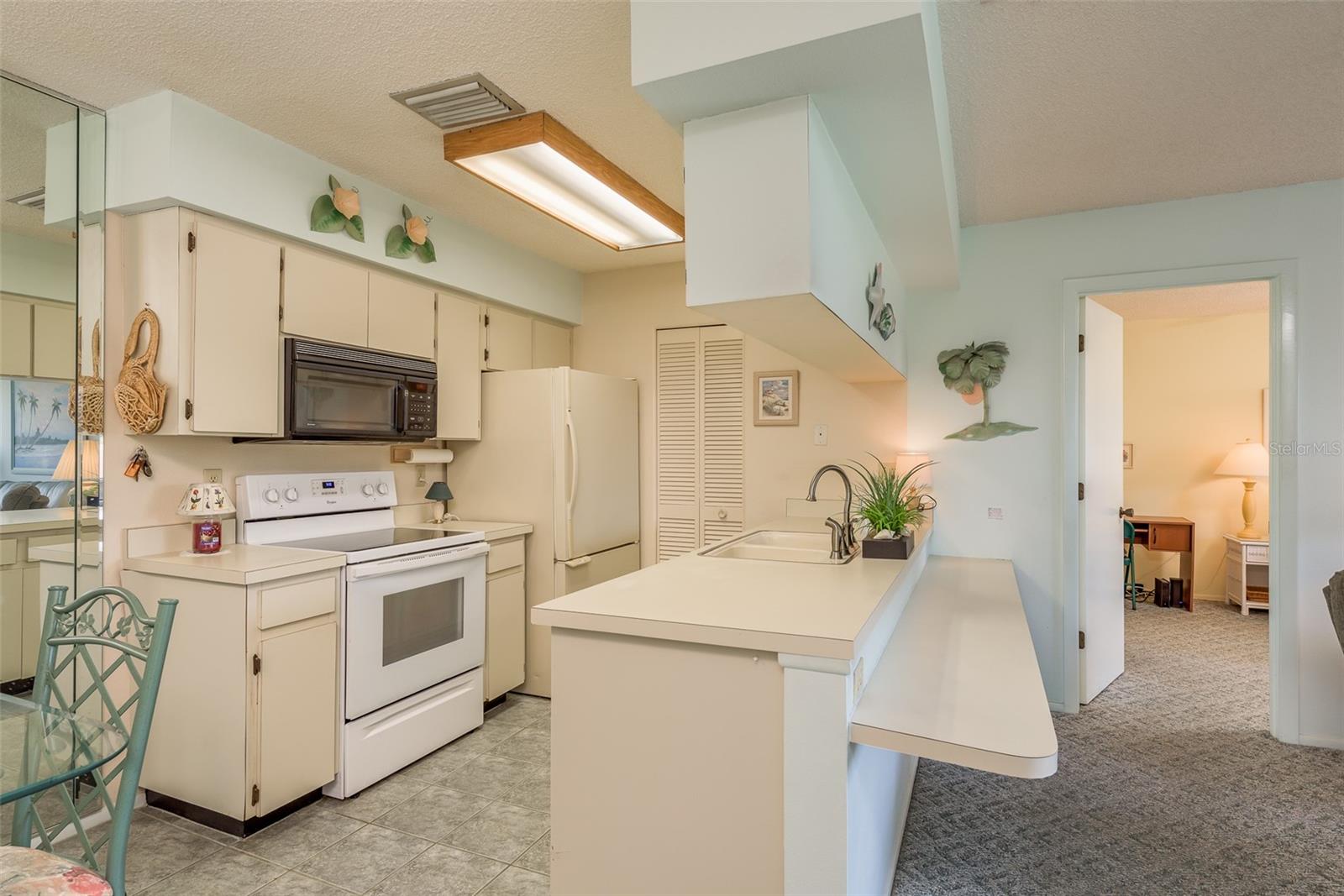 7210 27TH AVENUE DR W #7210, BRADENTON, FL, 34209