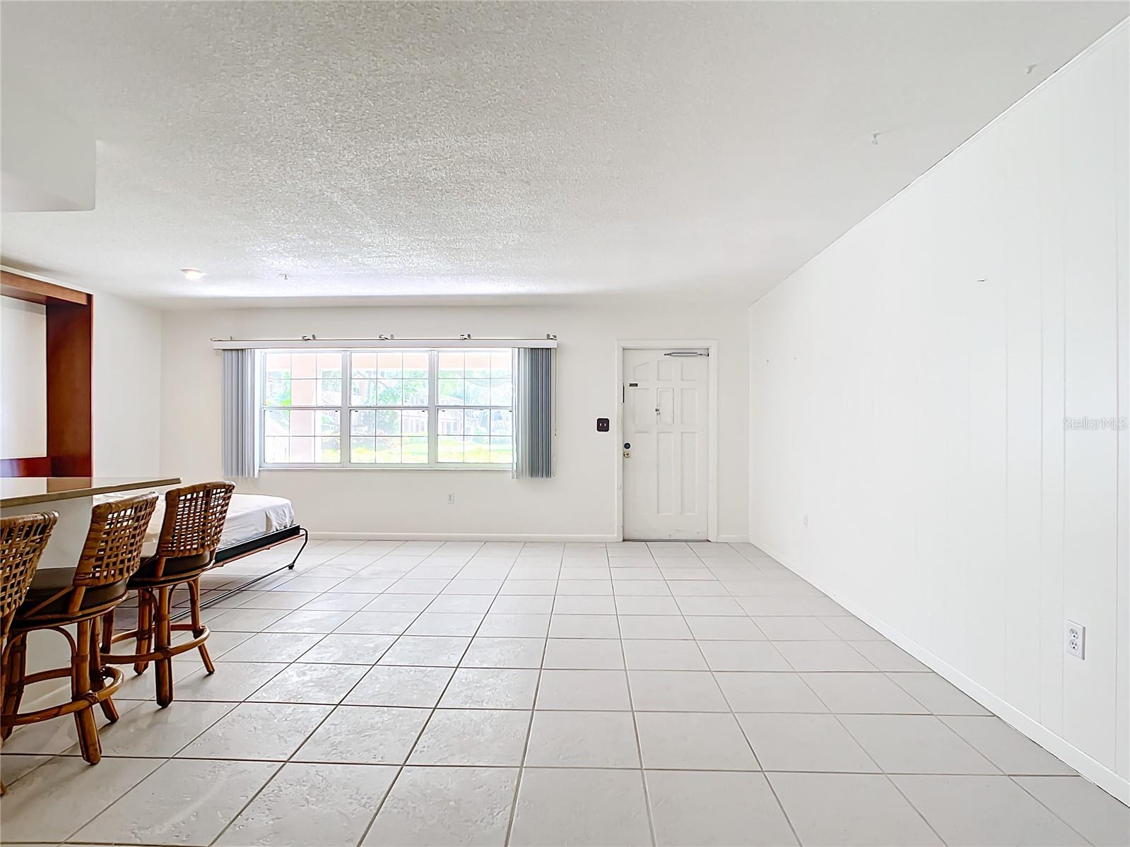 650 PINELLAS POINT DR S #128, ST PETERSBURG, FL, 33705