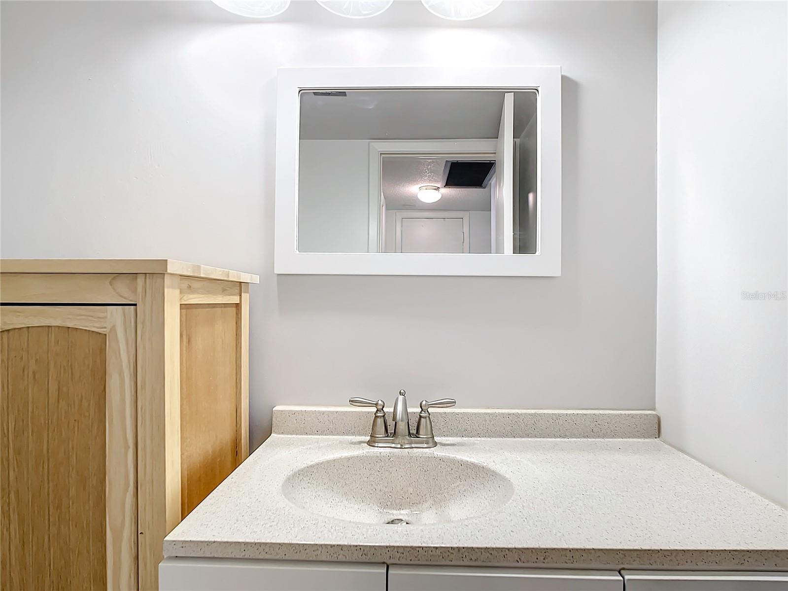 650 PINELLAS POINT DR S #128, ST PETERSBURG, FL, 33705