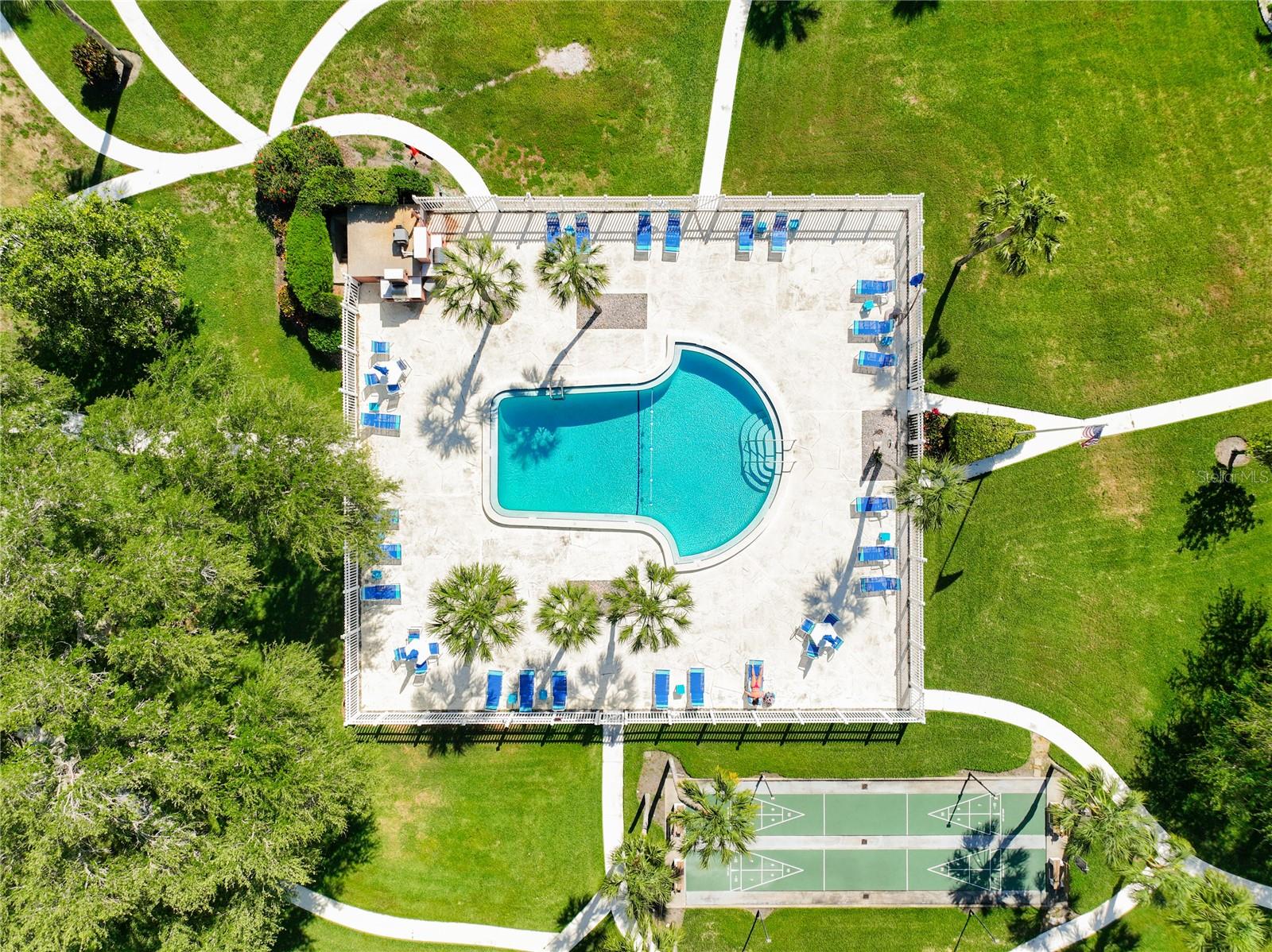 650 PINELLAS POINT DR S #128, ST PETERSBURG, FL, 33705